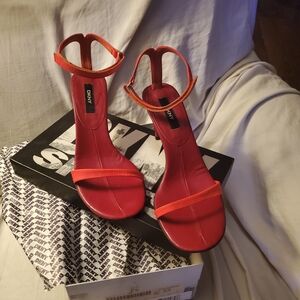 DKNY Taylor Ankle Strap Sandal Alert Red 7.5